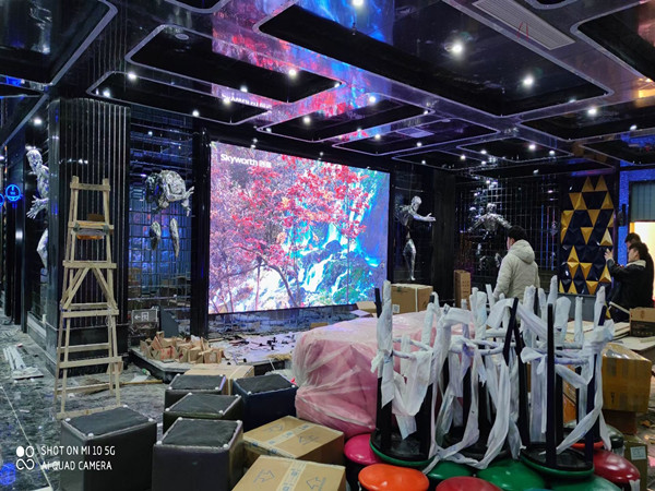 岫岩室内P2.5全彩显示屏